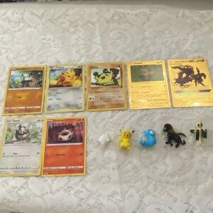 Lot RR: 12pc Lot : 2 Gold Fan Arts Cards, 5 Pokemon Cards and 5 Pokémon …